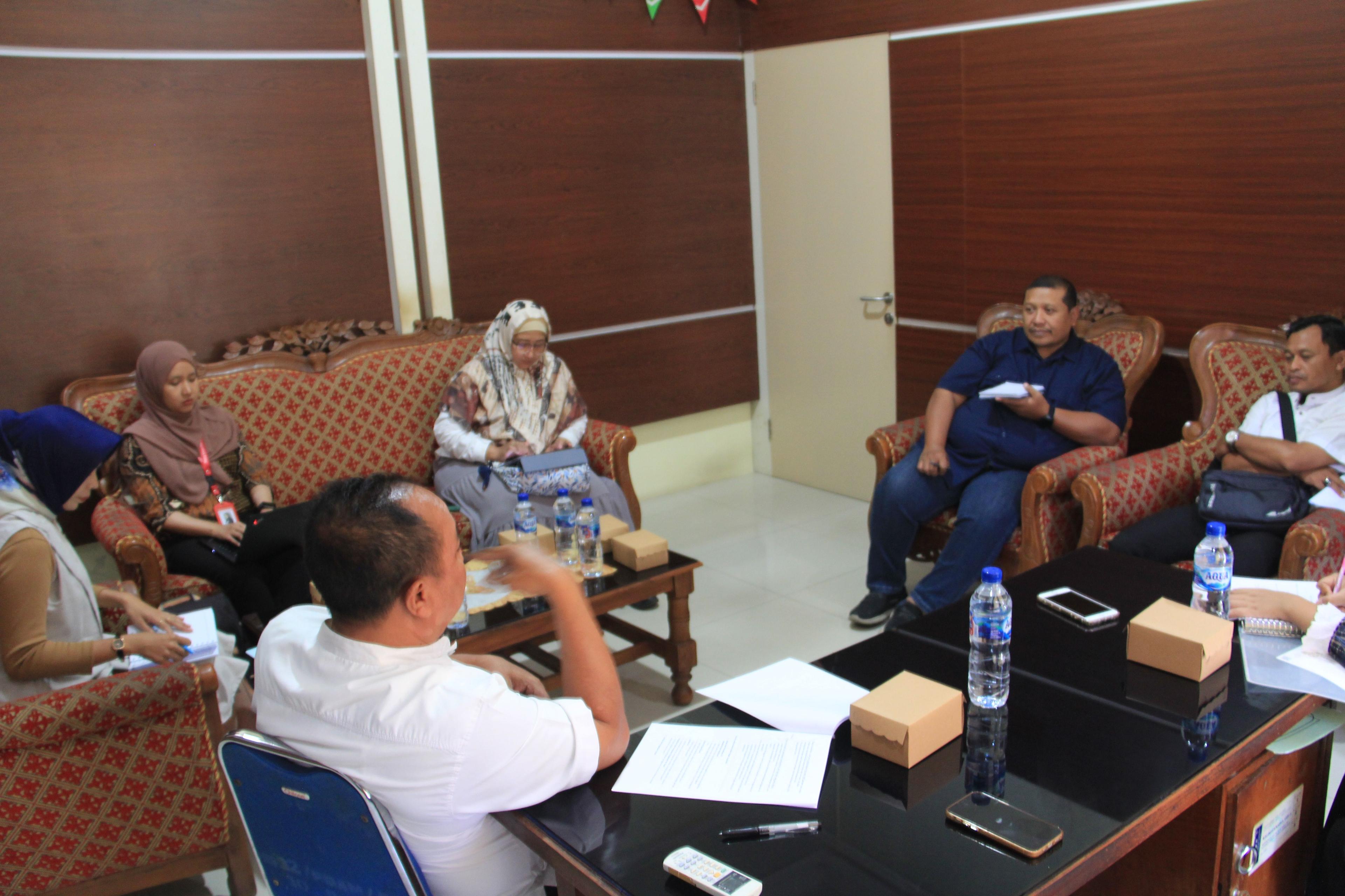 diskusi bersama pihak usaid iuwash pasar