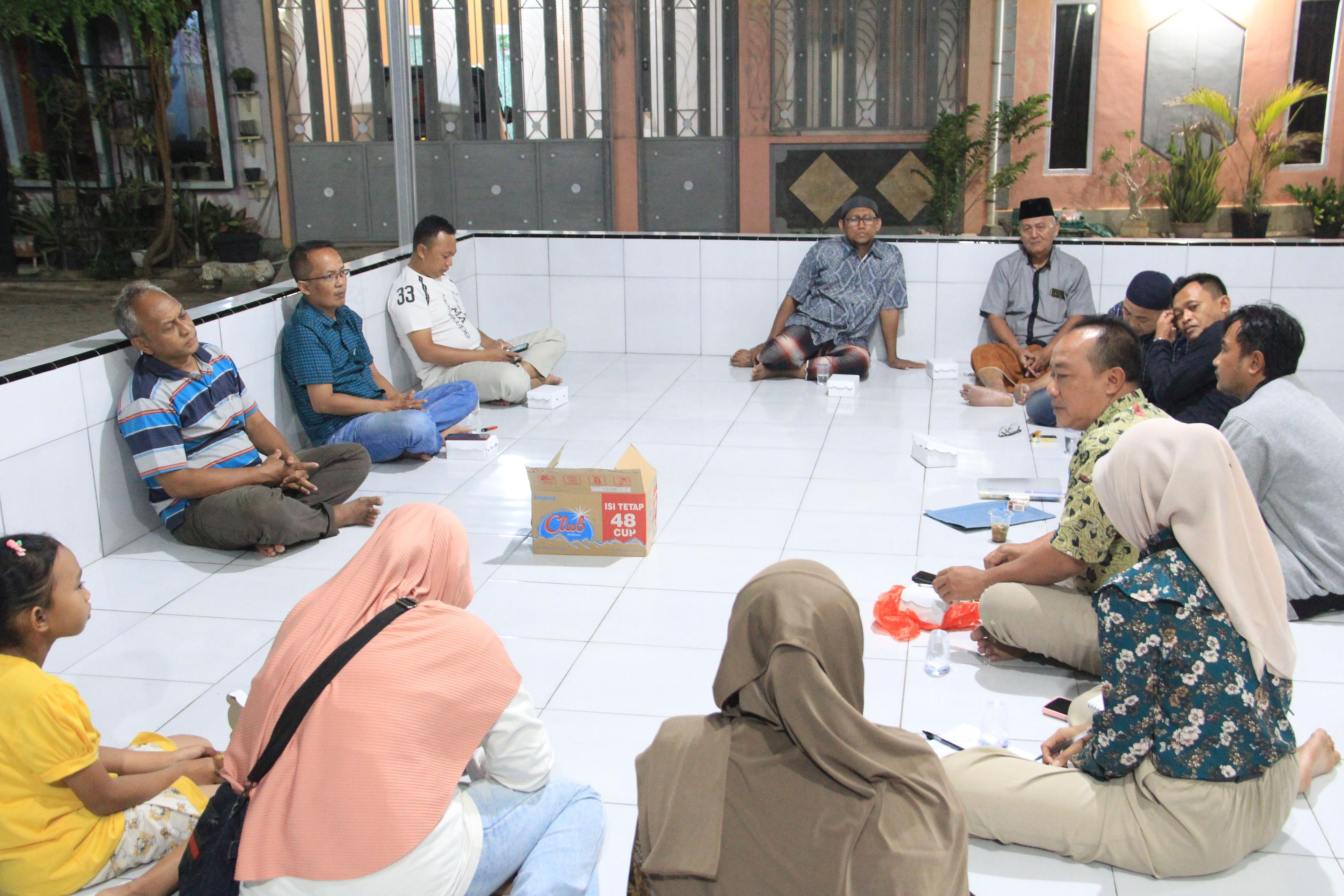 diskusi bersama masyarakat